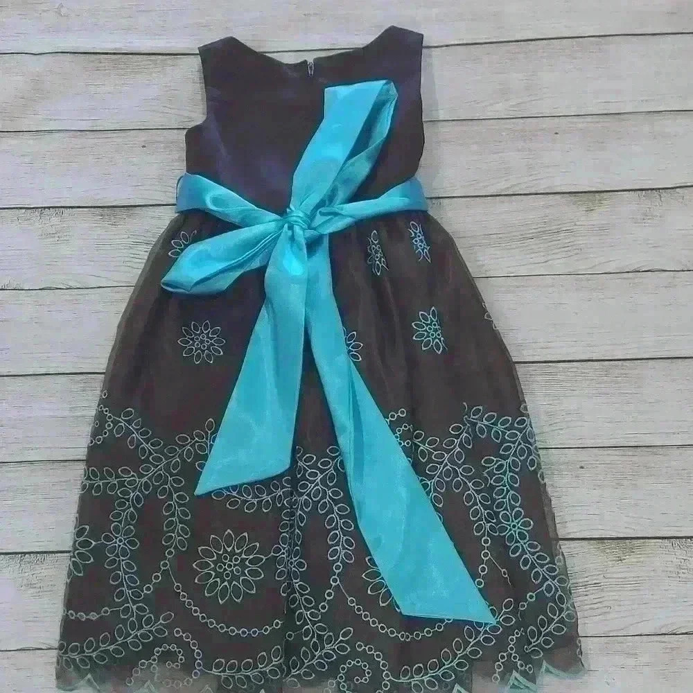 Brown Formal Dress - Picture 4 of 7